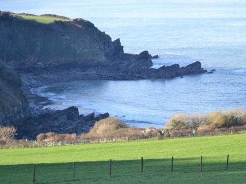 The Sandrock Lynton Hotel Exterior photo